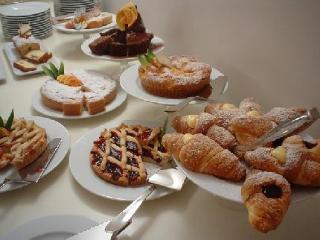 - Naples Vulcano Buono By Ihg Hotel